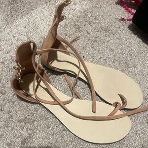Aminah Abdul Jillil Toe Ring Sandals Size US 10